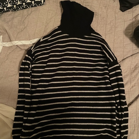 Cashmere turtleneck sweater - Picture 1 of 5